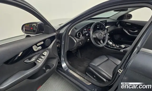 Mercedes-Benz C-Class 2015 1.6 автомат (гидро), миниатюра 11 Mercedes-Benz C-Class 2015 1.6 автомат (гидро), миниатюра 11