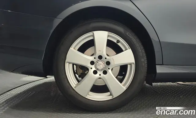 Mercedes-Benz C-Class 2015 1.6 автомат (гидро), миниатюра 5 Mercedes-Benz C-Class 2015 1.6 автомат (гидро), миниатюра 5