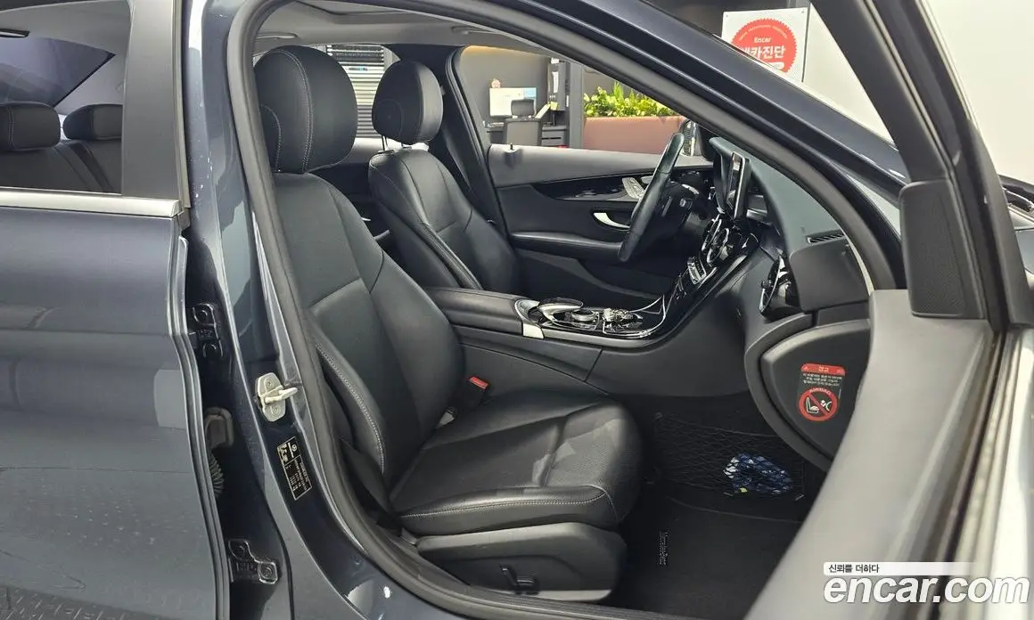 Mercedes-Benz C-Class 2015 1.6 автомат (гидро), фото 10 Mercedes-Benz C-Class 2015 1.6 автомат (гидро), фото 10