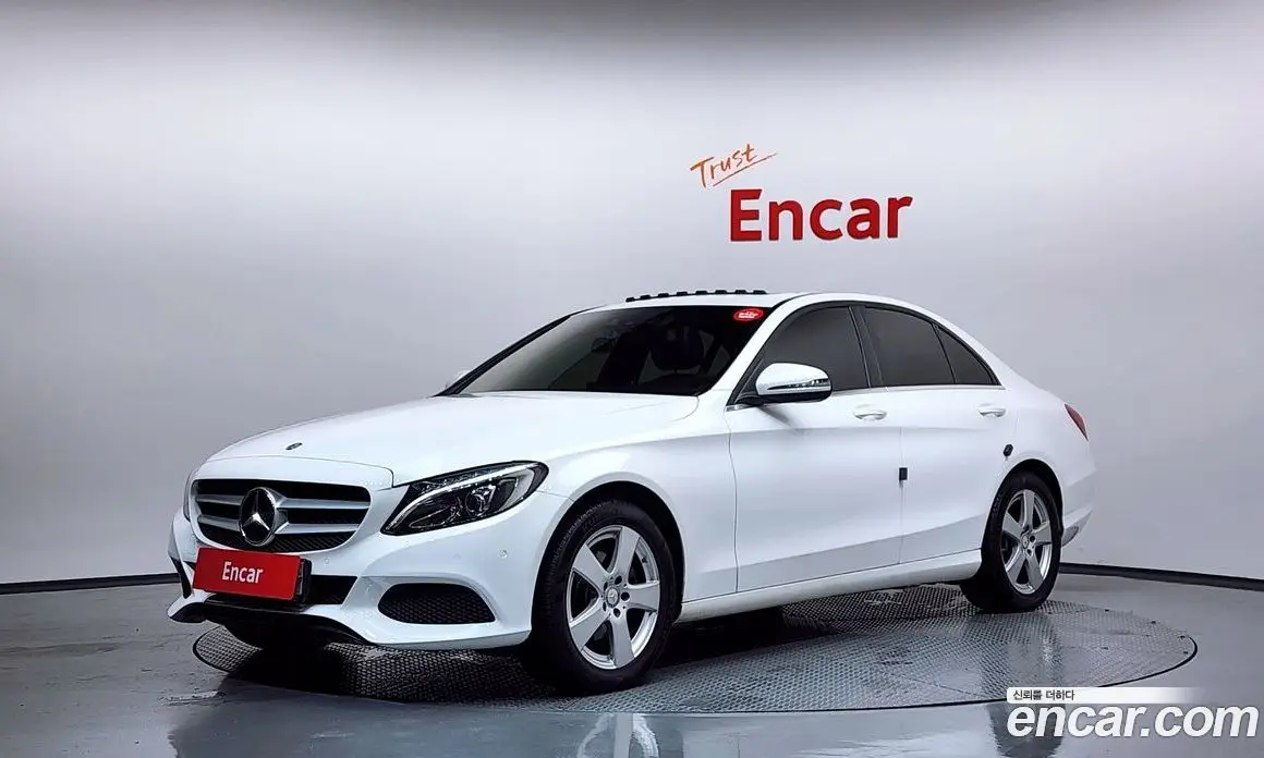 Mercedes-Benz C-Class 2016 2.0 автомат (гидро), фото 1 Mercedes-Benz C-Class 2016 2.0 автомат (гидро), фото 1