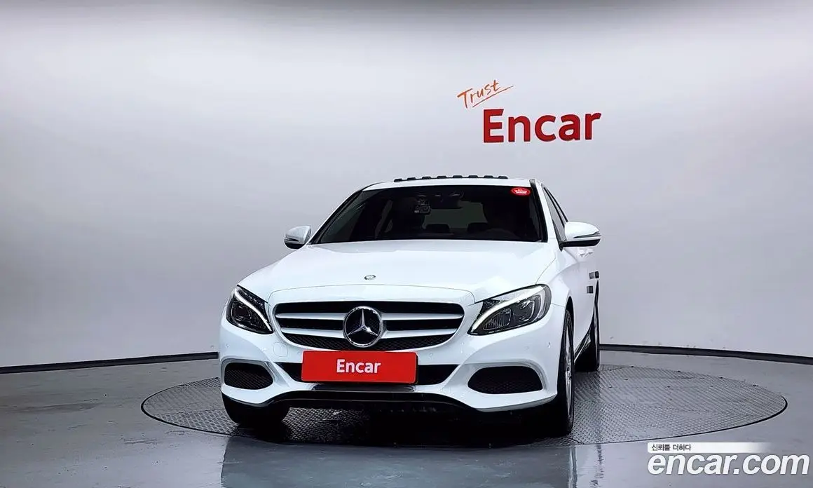 Mercedes-Benz C-Class 2016 2.0 автомат (гидро), фото 3 Mercedes-Benz C-Class 2016 2.0 автомат (гидро), фото 3