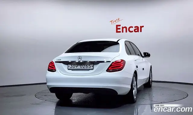 Mercedes-Benz C-Class 2016 2.0 автомат (гидро), миниатюра 4 Mercedes-Benz C-Class 2016 2.0 автомат (гидро), миниатюра 4