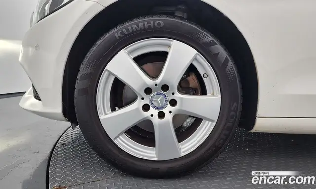Mercedes-Benz C-Class 2016 2.0 автомат (гидро), миниатюра 5 Mercedes-Benz C-Class 2016 2.0 автомат (гидро), миниатюра 5