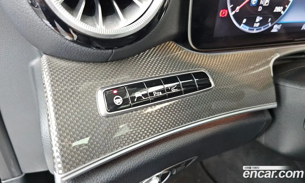 Mercedes-Benz CLS-Class 2018 2.9 автомат (гидро), фото 36