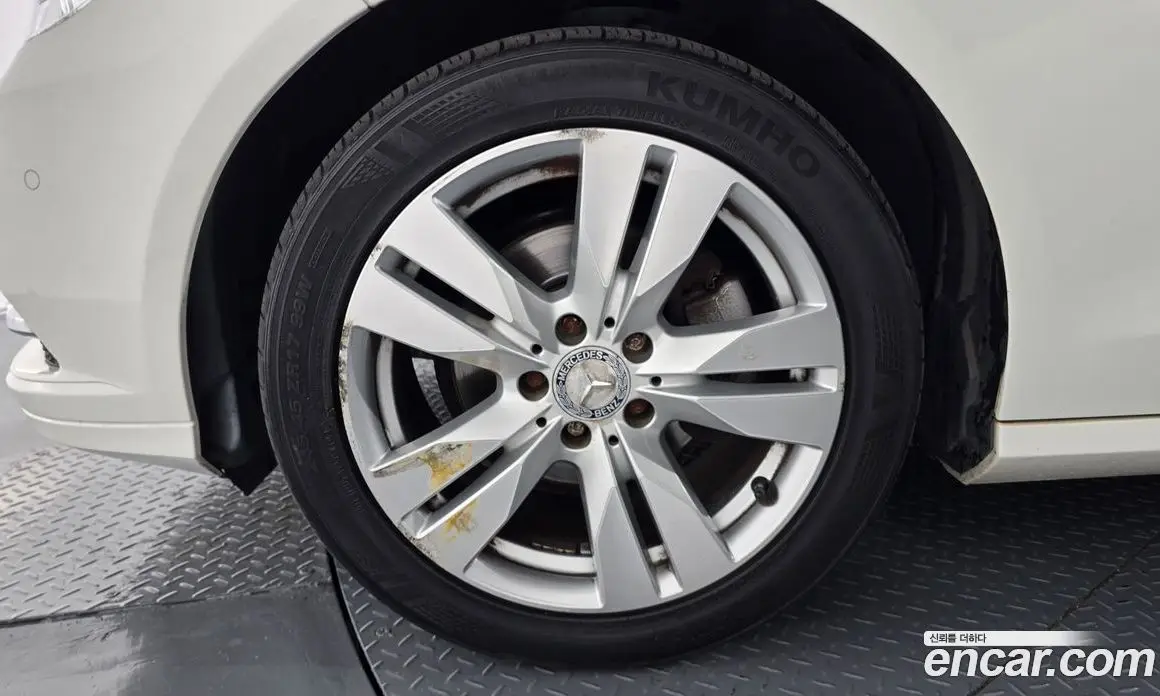 Mercedes-Benz E-Class 2011 1.8 автомат (гидро), фото 5