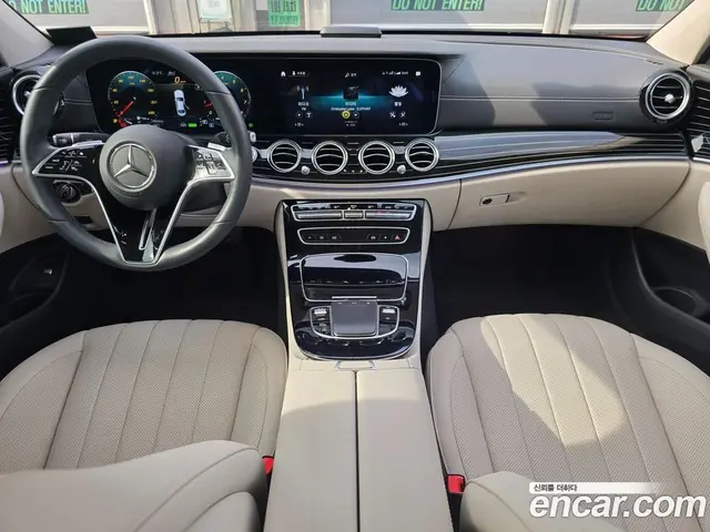 Mercedes-Benz E-Class 2023 3.0 автомат (гидро), миниатюра 7 Mercedes-Benz E-Class 2023 3.0 автомат (гидро), миниатюра 7