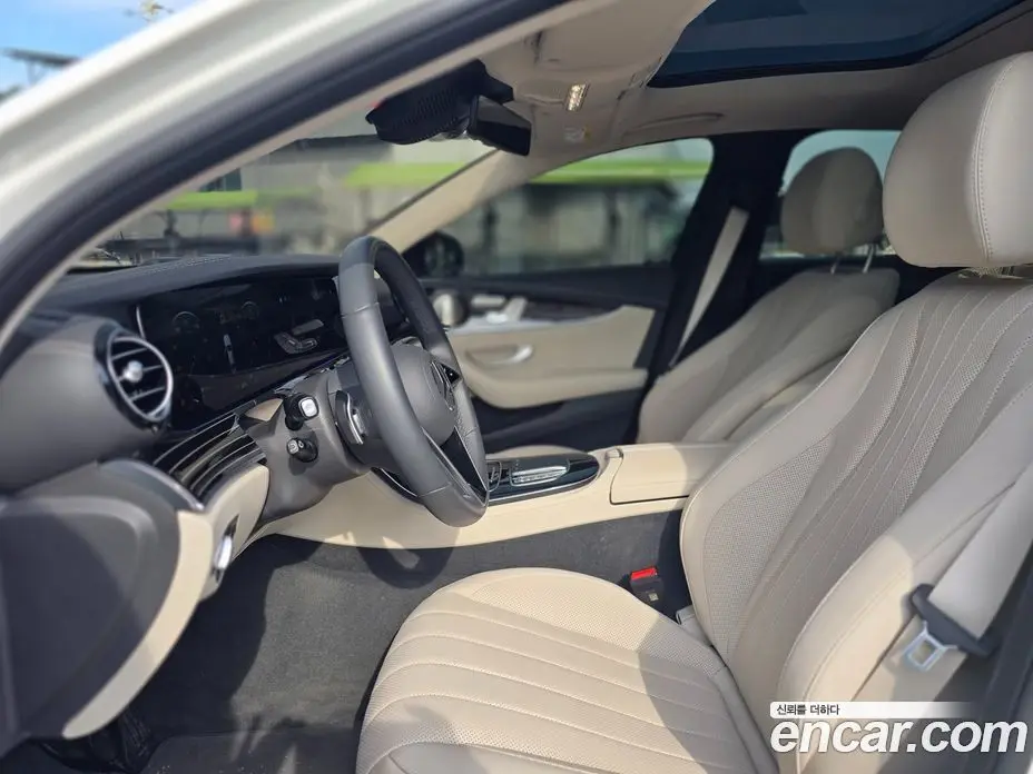 Mercedes-Benz E-Class 2023 3.0 автомат (гидро), фото 9 Mercedes-Benz E-Class 2023 3.0 автомат (гидро), фото 9