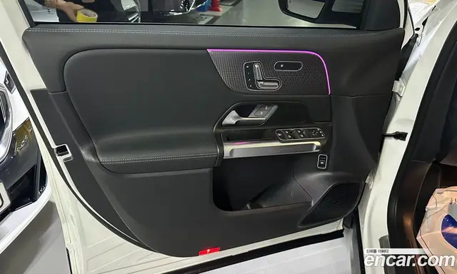 Mercedes-Benz EQB 2023 автомат (гидро), миниатюра 12