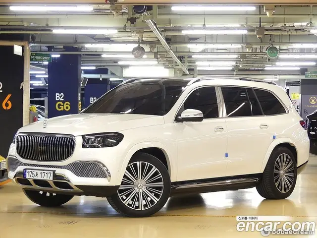 Mercedes-Benz GLS-Class 2023 4.0 автомат (гидро), миниатюра 1