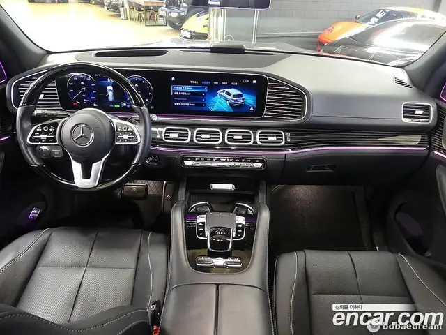 Mercedes-Benz GLS-Class 2023 4.0 автомат (гидро), миниатюра 7