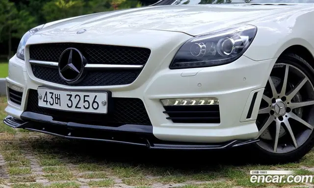 Mercedes-Benz SLK-Class 2012 5.5 автомат (гидро), миниатюра 11 Mercedes-Benz SLK-Class 2012 5.5 автомат (гидро), миниатюра 11