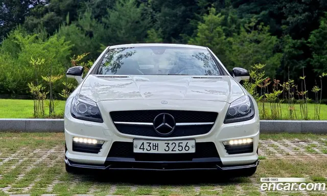 Mercedes-Benz SLK-Class 2012 5.5 автомат (гидро), миниатюра 3 Mercedes-Benz SLK-Class 2012 5.5 автомат (гидро), миниатюра 3