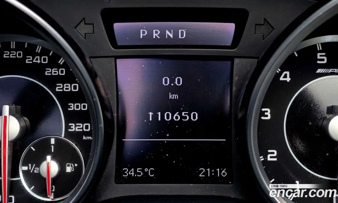 Mercedes-Benz SLK-Class 2012 5.5 автомат (гидро), фото 8 Mercedes-Benz SLK-Class 2012 5.5 автомат (гидро), фото 8