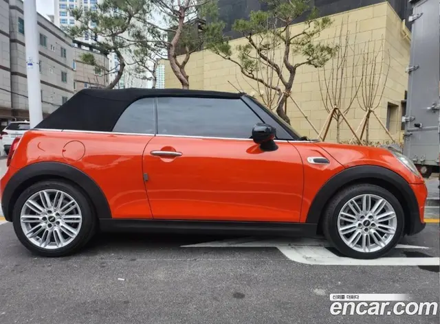 Mini Cooper Convertible 2020 1.5 автомат (гидро), миниатюра 2