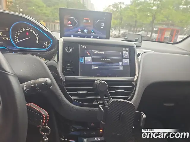 Peugeot 208 2014 1.6 автомат (гидро), миниатюра 5 Peugeot 208 2014 1.6 автомат (гидро), миниатюра 5