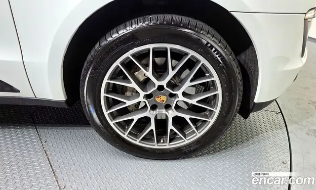 Porsche Macan 2016 3.0 автомат (гидро), миниатюра 5