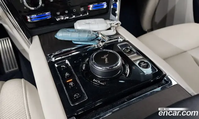 Rolls-Royce Cullinan 2020 6.7 автомат (гидро), миниатюра 12