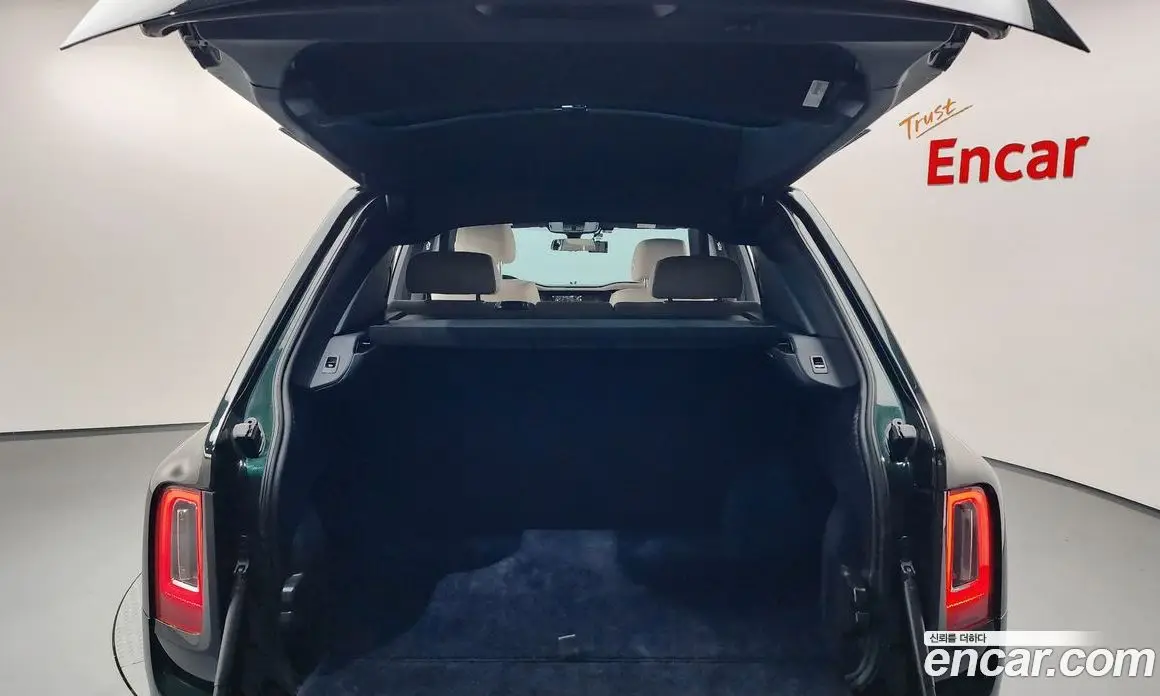 Rolls-Royce Cullinan 2020 6.7 автомат (гидро), фото 26 Rolls-Royce Cullinan 2020 6.7 автомат (гидро), фото 26