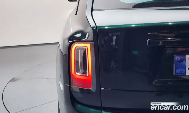 Rolls-Royce Cullinan 2020 6.7 автомат (гидро), миниатюра 9 Rolls-Royce Cullinan 2020 6.7 автомат (гидро), миниатюра 9