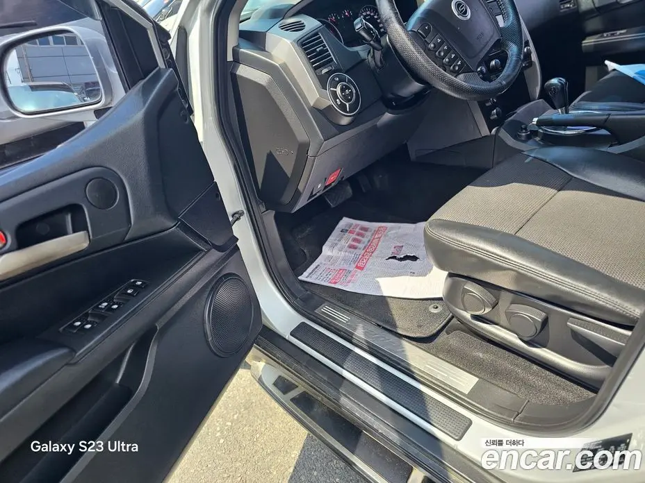 SsangYong Korando 2012 2.0 автомат (гидро), фото 16