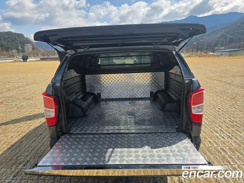 SsangYong Rexton 2018 2.2 автомат (гидро), фото 18