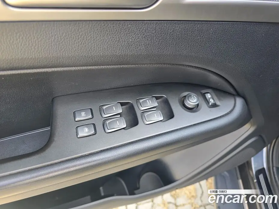 SsangYong Rexton 2018 2.2 автомат (гидро), фото 8