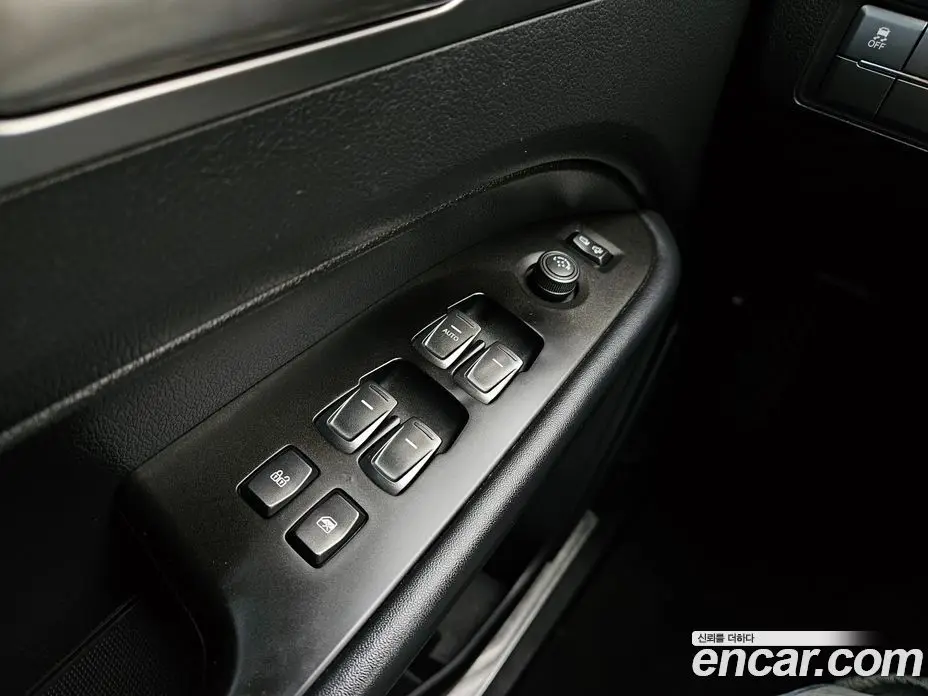 SsangYong Rexton 2019 2.2 автомат (гидро), фото 16