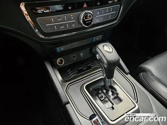 SsangYong Rexton 2019 2.2 автомат (гидро), миниатюра 9