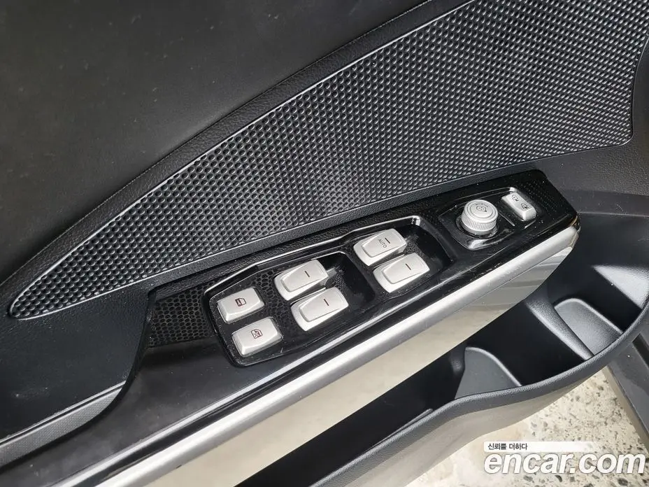 SsangYong TIBOLI 2015 1.6 автомат (гидро), фото 13 SsangYong TIBOLI 2015 1.6 автомат (гидро), фото 13