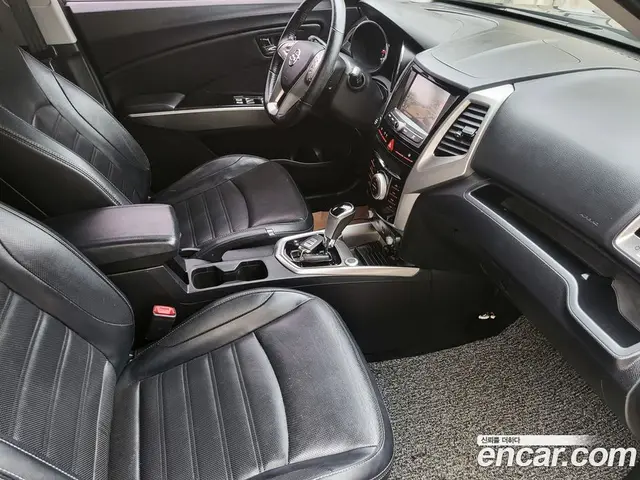 SsangYong TIBOLI 2015 1.6 автомат (гидро), миниатюра 9 SsangYong TIBOLI 2015 1.6 автомат (гидро), миниатюра 9