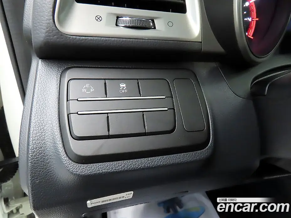 SsangYong TIBOLI 2016 1.6 автомат (гидро), фото 15