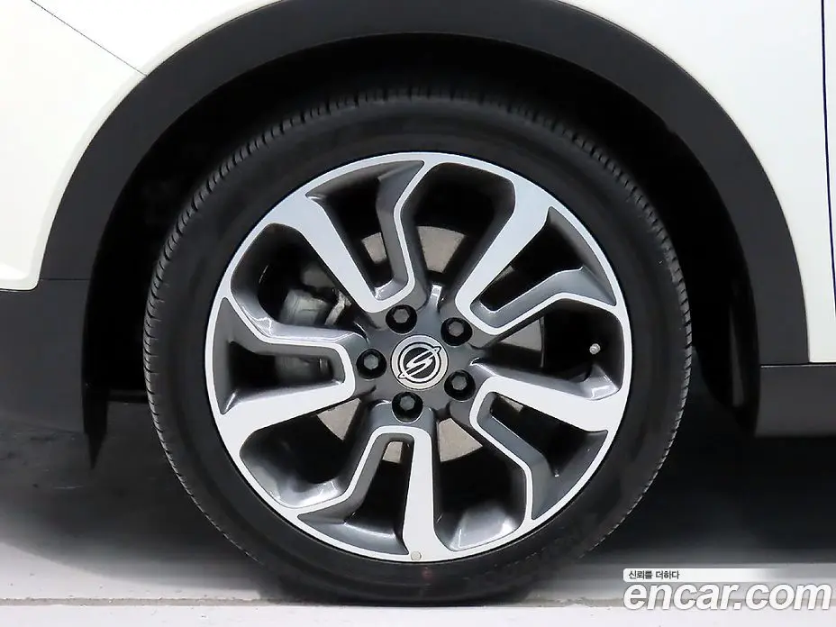 SsangYong TIBOLI 2016 1.6 автомат (гидро), фото 19