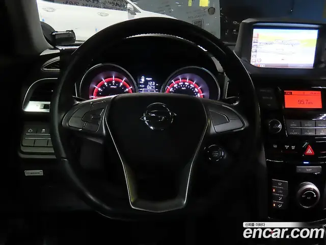 SsangYong TIBOLI 2016 1.6 автомат (гидро), миниатюра 10