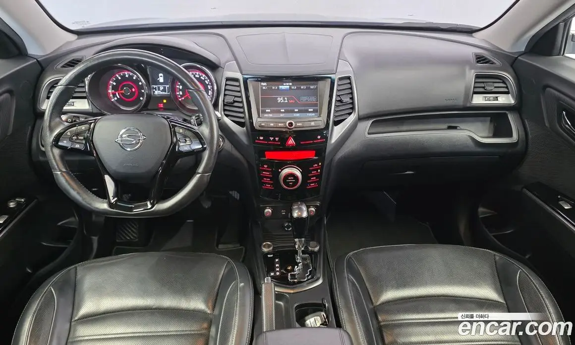 SsangYong TIBOLI 2017 1.6 автомат (гидро), фото 7