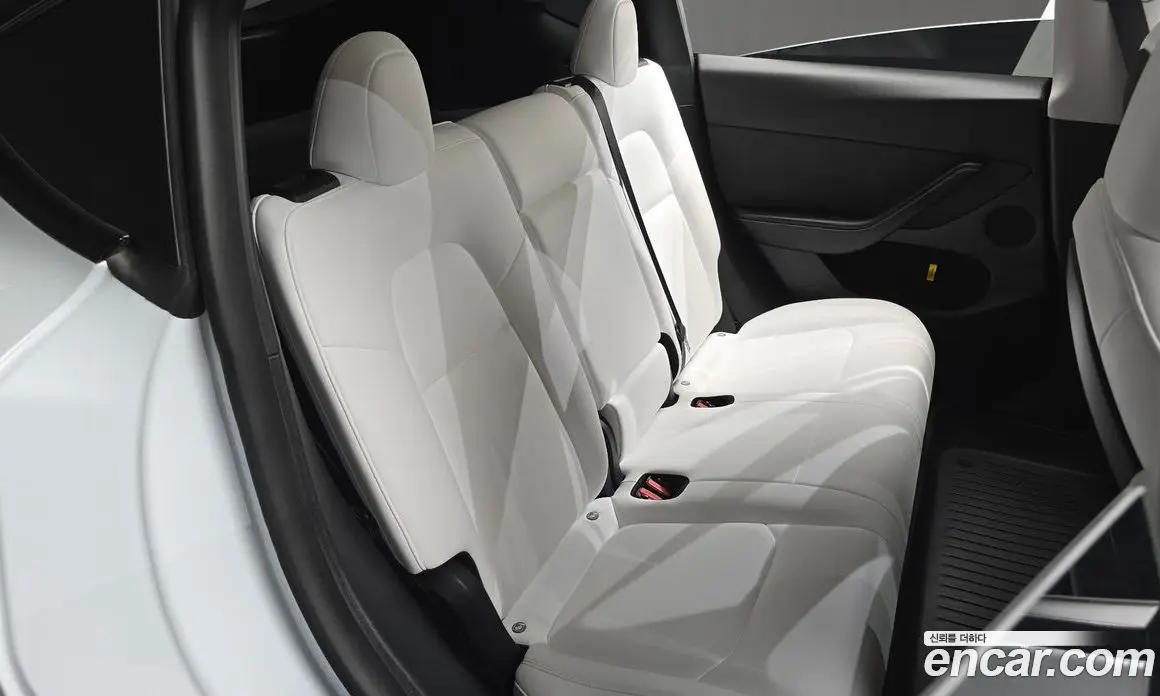 Tesla Model Y 2024 0.2 автомат (гидро), фото 12 Tesla Model Y 2024 0.2 автомат (гидро), фото 12