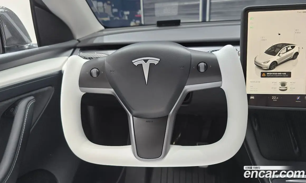 Tesla Model Y 2024 0.2 автомат (гидро), фото 13 Tesla Model Y 2024 0.2 автомат (гидро), фото 13