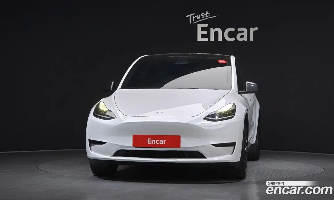 Tesla Model Y 2024 0.2 автомат (гидро), фото 3 Tesla Model Y 2024 0.2 автомат (гидро), фото 3