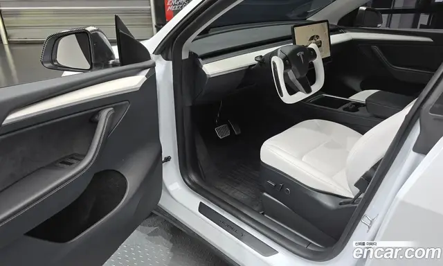 Tesla Model Y 2024 0.2 автомат (гидро), миниатюра 10 Tesla Model Y 2024 0.2 автомат (гидро), миниатюра 10