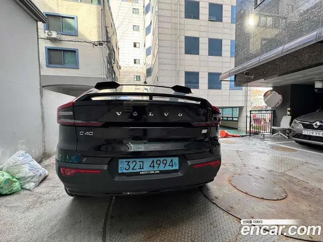 Volvo C40 2023 2.0 автомат (гидро), миниатюра 4 Volvo C40 2023 2.0 автомат (гидро), миниатюра 4