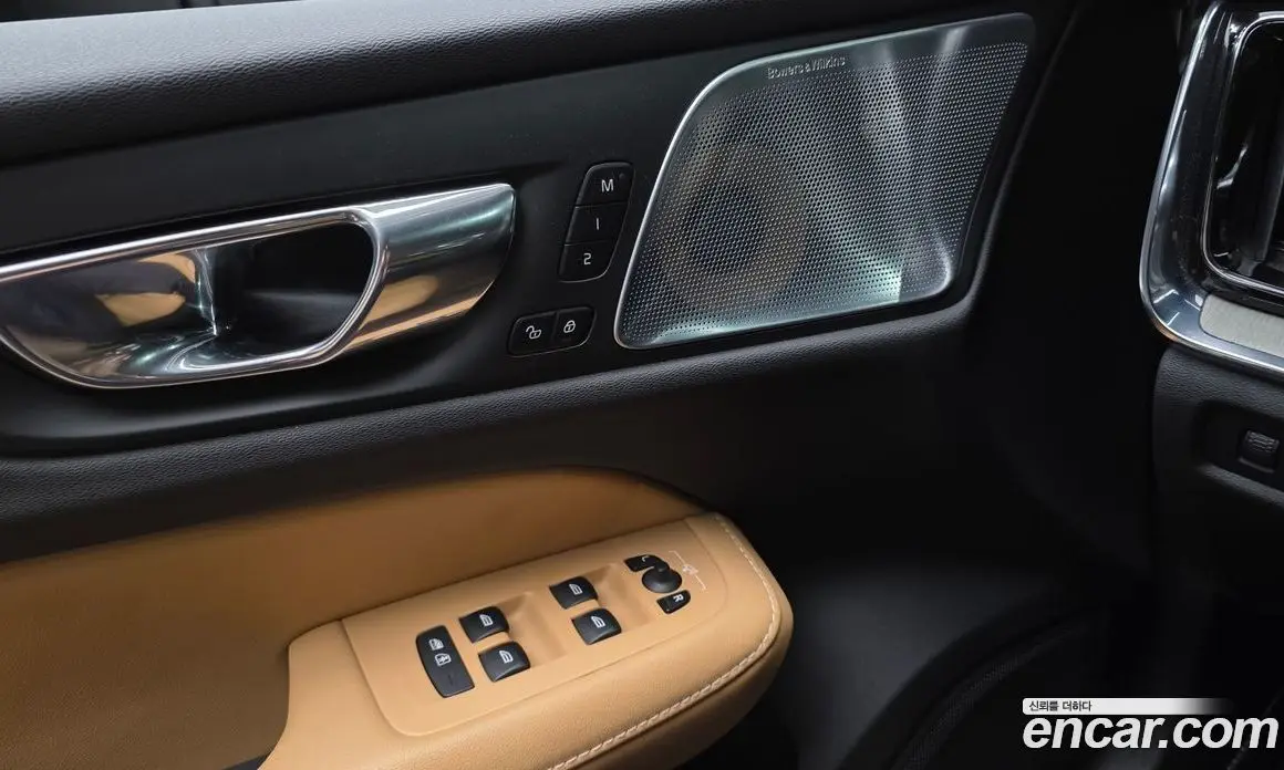 Volvo V60 2019 2.0 автомат (гидро), фото 19 Volvo V60 2019 2.0 автомат (гидро), фото 19