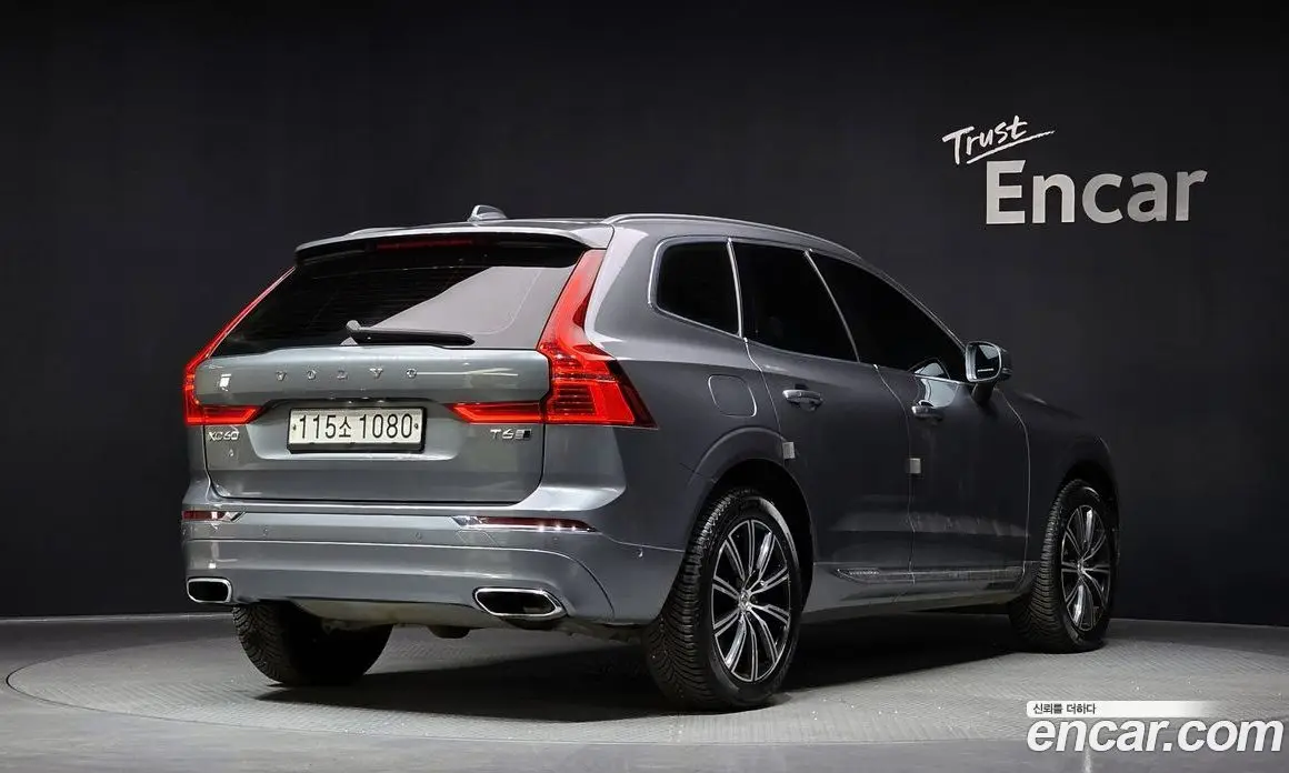 Volvo XC60 2020 2.0 автомат (гидро), фото 2 Volvo XC60 2020 2.0 автомат (гидро), фото 2