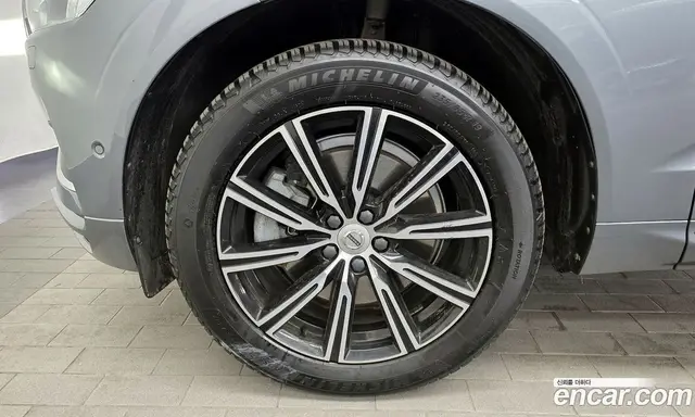 Volvo XC60 2020 2.0 автомат (гидро), миниатюра 5 Volvo XC60 2020 2.0 автомат (гидро), миниатюра 5