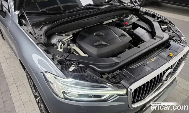 Volvo XC60 2020 2.0 автомат (гидро), миниатюра 6 Volvo XC60 2020 2.0 автомат (гидро), миниатюра 6