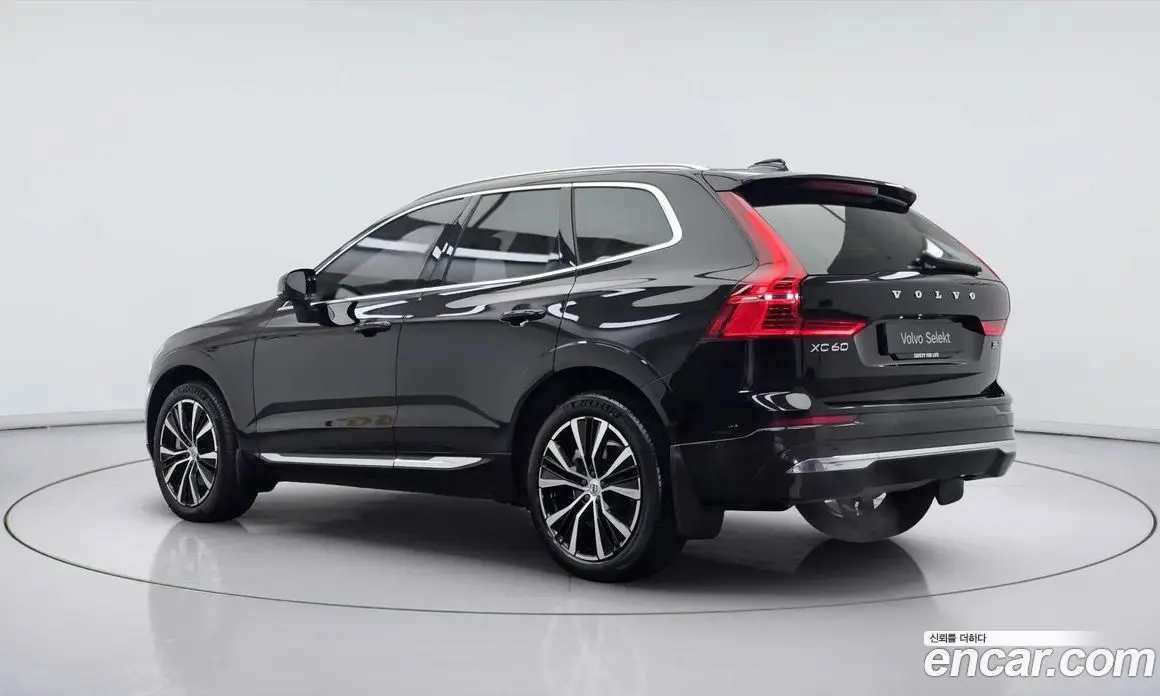Volvo XC60 2024 2.0 автомат (гидро), фото 5 Volvo XC60 2024 2.0 автомат (гидро), фото 5