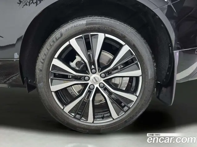 Volvo XC60 2024 2.0 автомат (гидро), миниатюра 7 Volvo XC60 2024 2.0 автомат (гидро), миниатюра 7