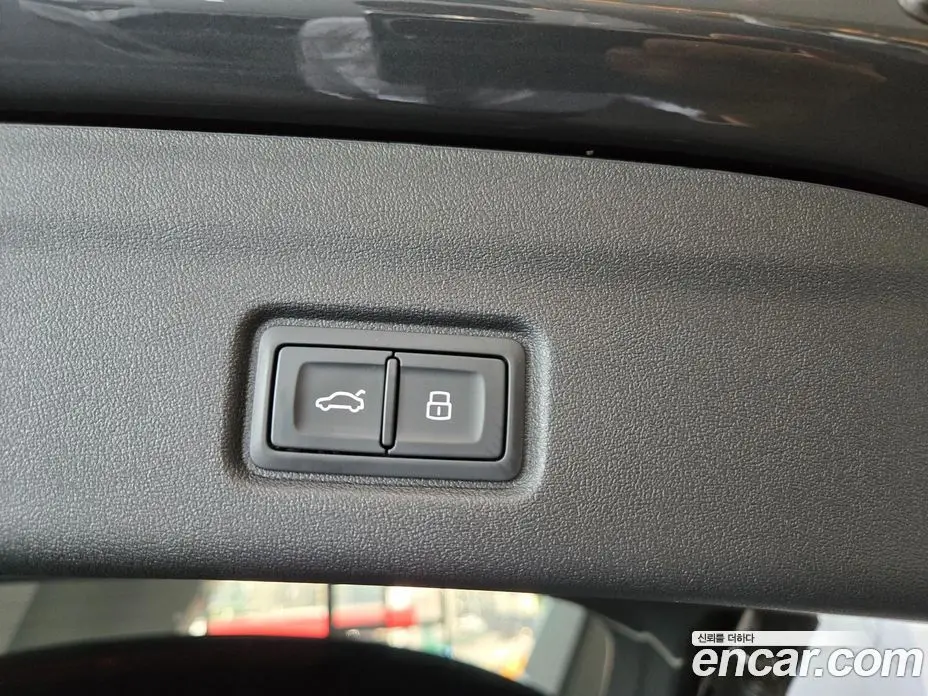 Audi Q6 e-tron 2025 0.2 автомат (гидро), фото 18 Audi Q6 e-tron 2025 0.2 автомат (гидро), фото 18