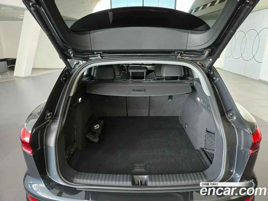 Audi Q6 e-tron 2025 0.2 автомат (гидро), фото 19 Audi Q6 e-tron 2025 0.2 автомат (гидро), фото 19