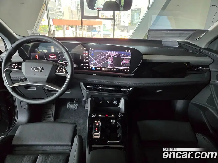 Audi Q6 e-tron 2025 0.2 автомат (гидро), фото 7 Audi Q6 e-tron 2025 0.2 автомат (гидро), фото 7