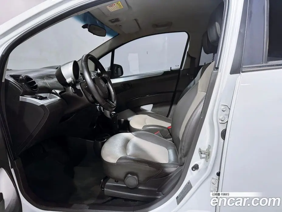 Chevrolet Spark 2012 1.0 автомат (гидро), фото 15