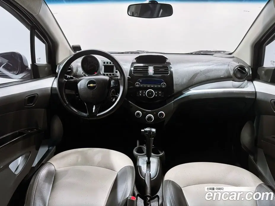 Chevrolet Spark 2012 1.0 автомат (гидро), фото 4